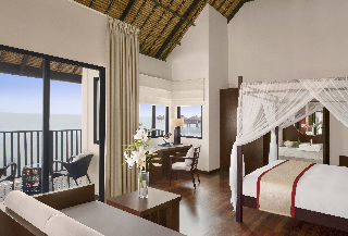 Golden Palm Tree Sea Villas & Spa Sungai Pelek Экстерьер фото